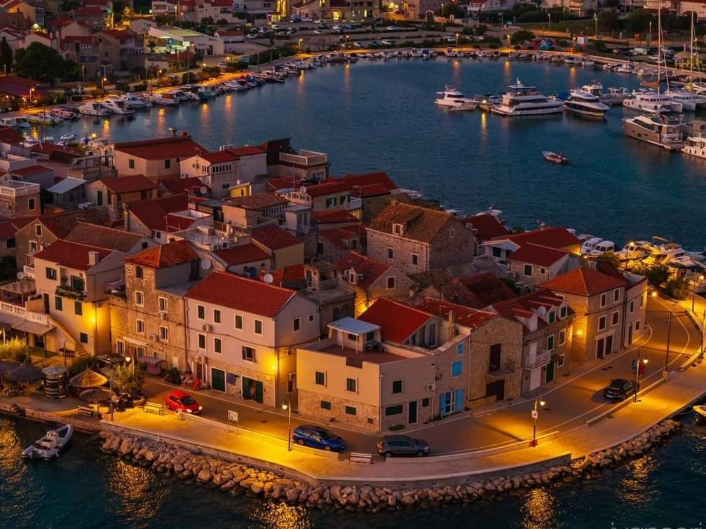 Captain'S Lodge Tribalj Dış mekan fotoğraf